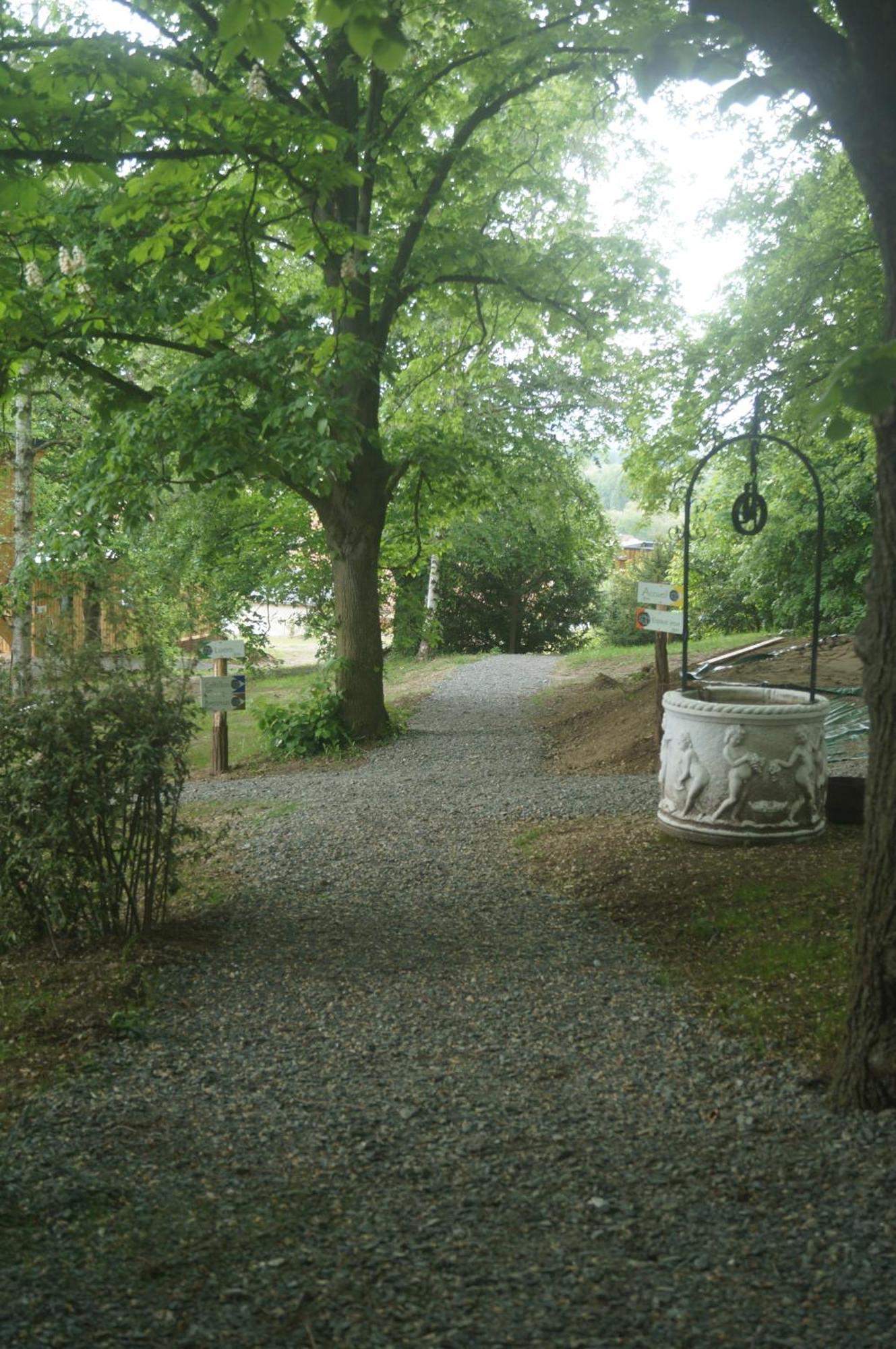 Lodges Arverne Vic-le-Comte Εξωτερικό φωτογραφία